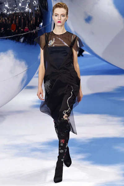 Look 47